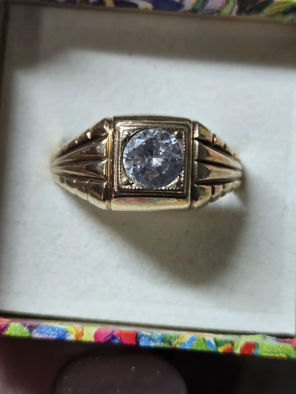 Vintage Gold Men's Ring with Clear Center Stone